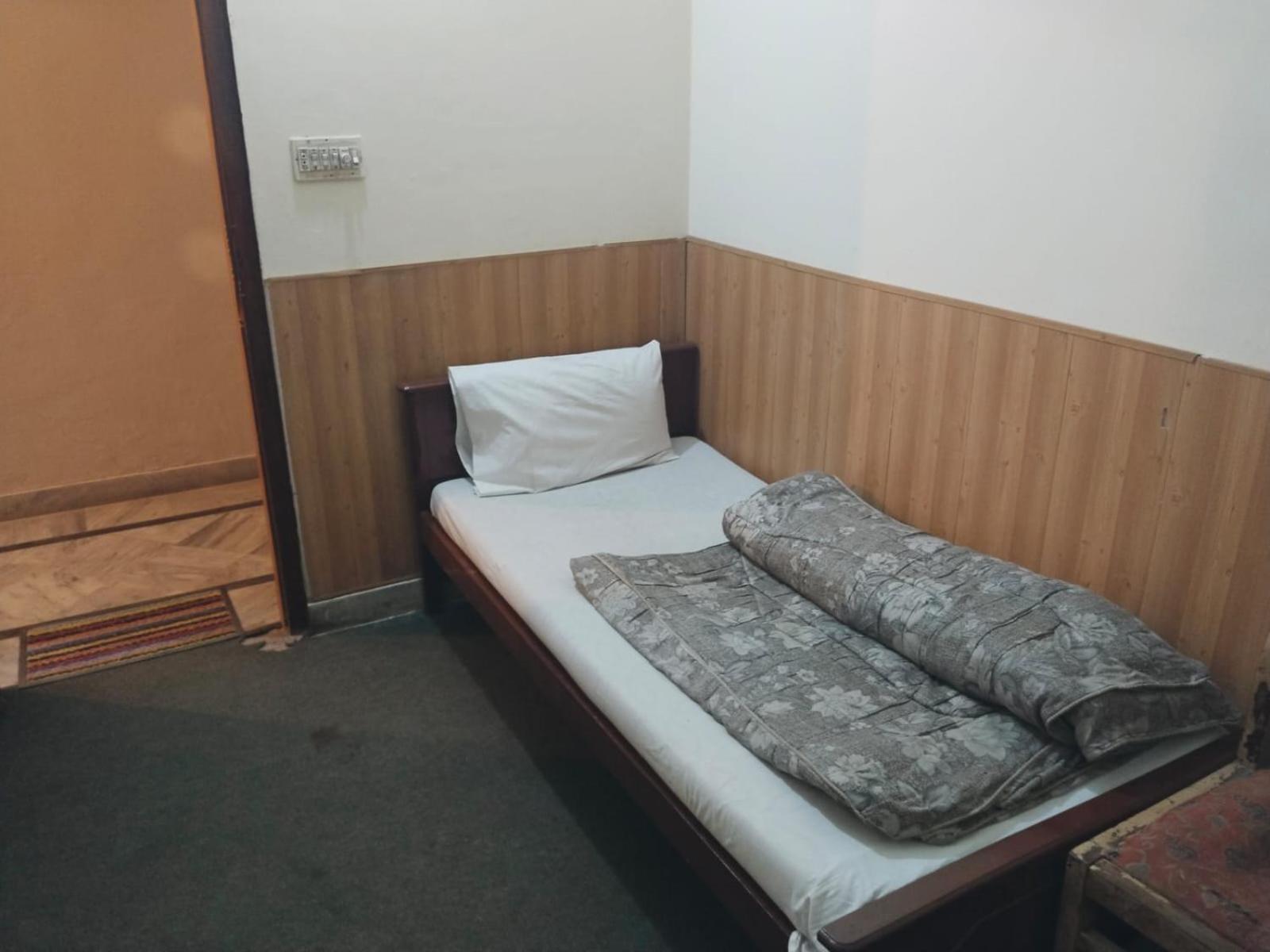 Hotel Shahzad International Rawalpindi Exteriör bild
